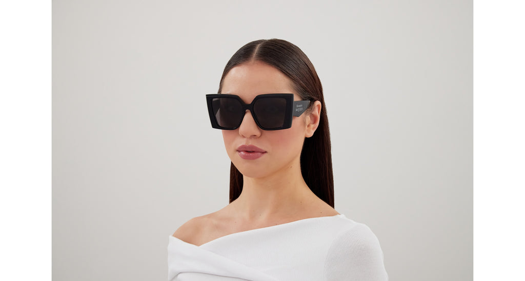 Alexander McQueen 0467S-001 Sunglasses product image