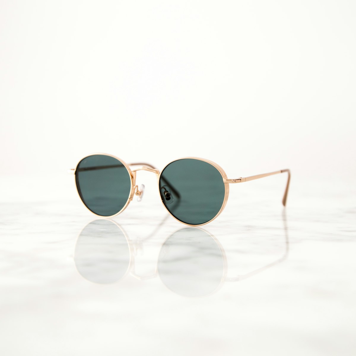 Nova oversized square sunglasses in Honey Tortoise